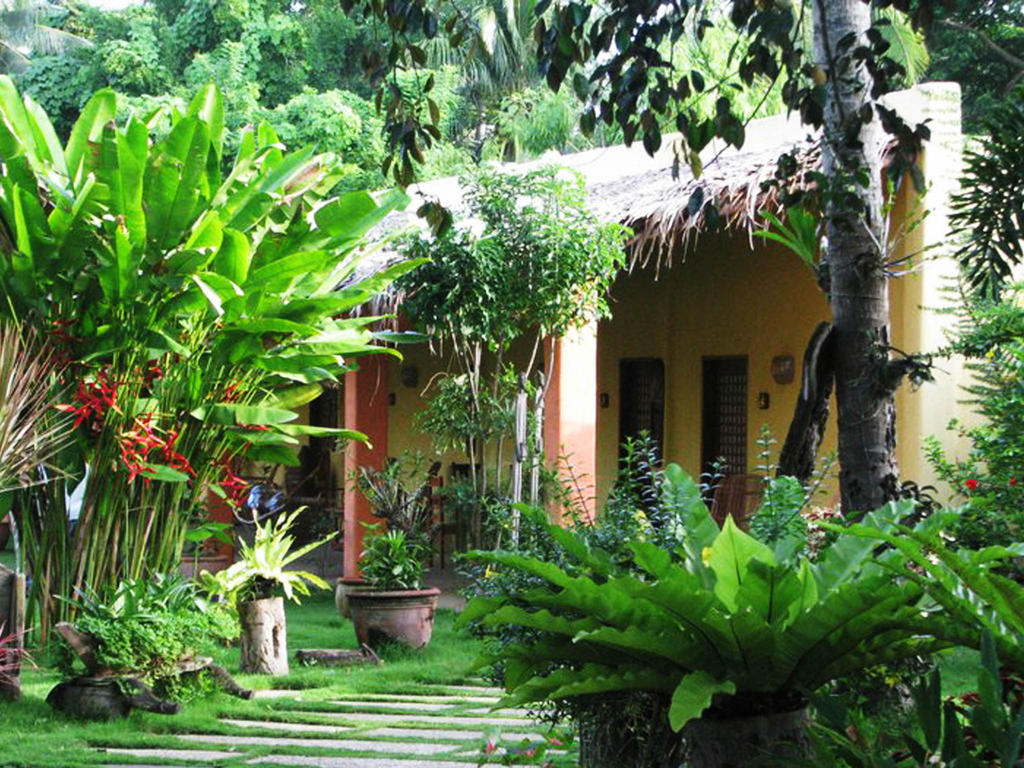 Hibiscus Garden Resort Puerto Princesa Exterior foto